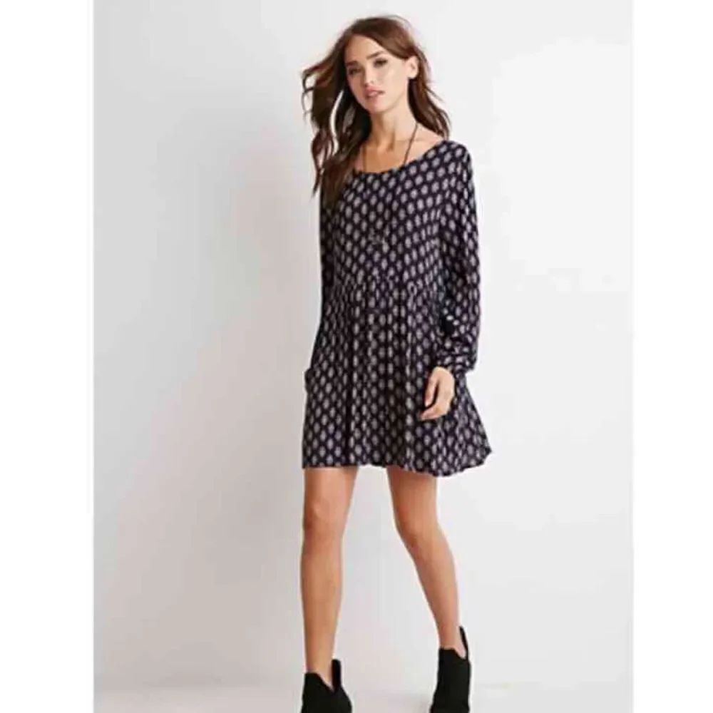 ✨F21 Long Sleeve Dress✨